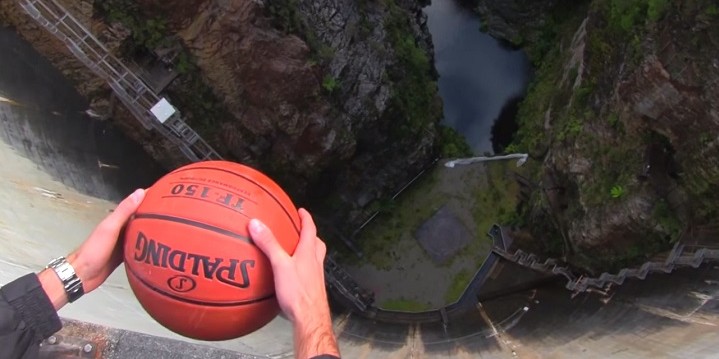 ปรากฏการณ์แมกนัส magnus effect