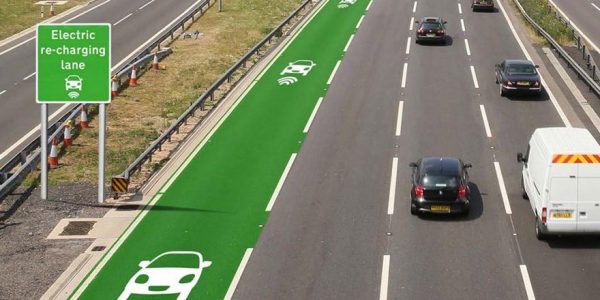 ถนนชาร์จไฟฟ้ารถยนต์ได้ อังกฤษ 1 ข่าวเทคโนโลยี