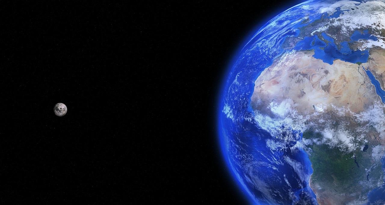 โลกและดวงจันทร์